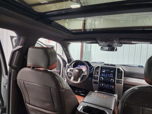 Used 2019 Ford F250 King Ranch w/ King Ranch Ultimate Package image 15