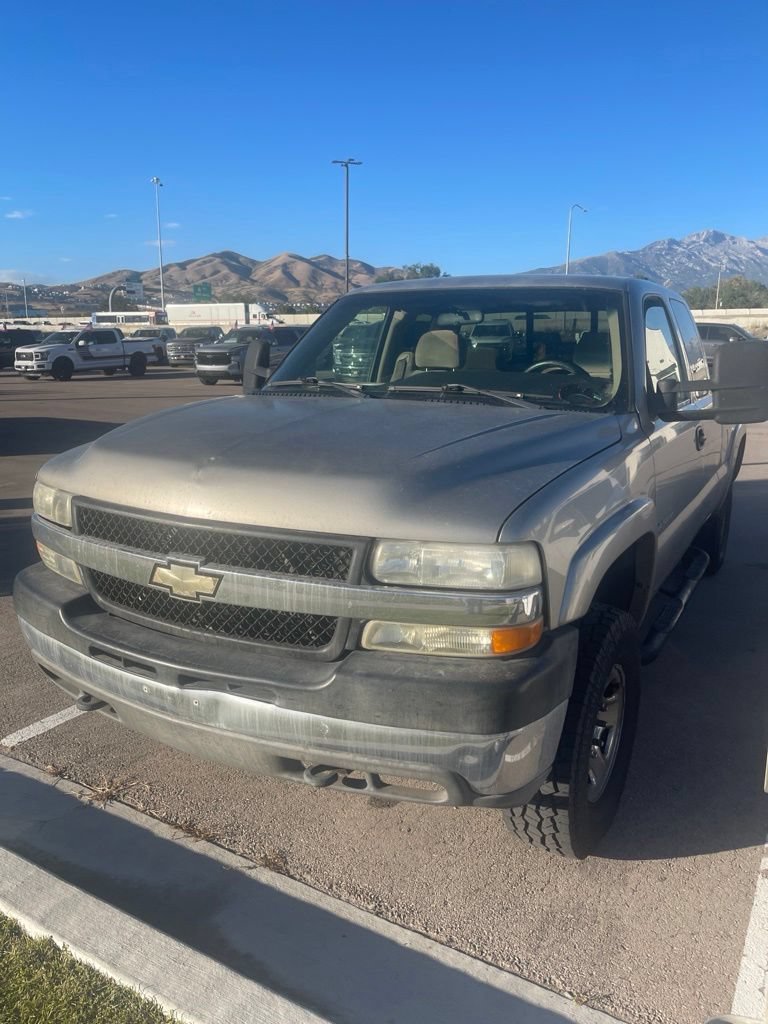 Used 2002 Chevrolet Silverado 2500 LS AWD/4WD image 1