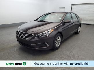 Used 2017 Hyundai Sonata SE image 1