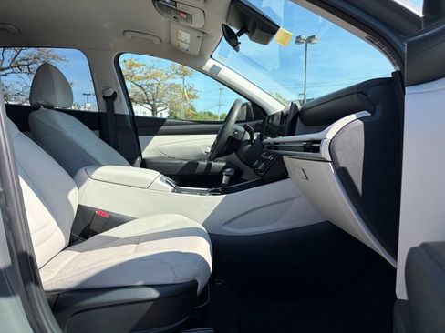 Used 2025 Hyundai Tucson SEL AWD/4WD image 29