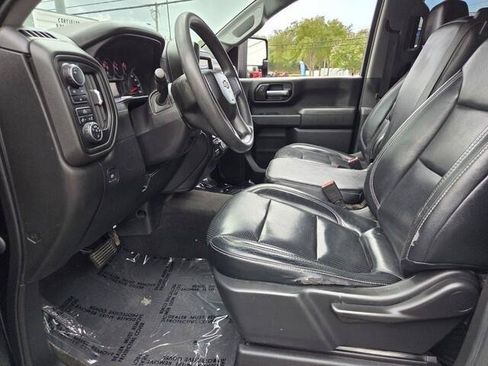 Used 2020 Chevrolet Silverado 2500 Custom w/ Custom Value Package AWD/4WD image 5