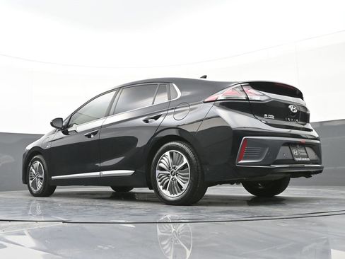 Used 2020 Hyundai Ioniq Limited image 39