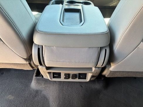 Used 2020 GMC Sierra 2500 SLE w/ SLE Value Package; AWD/4WD image 20
