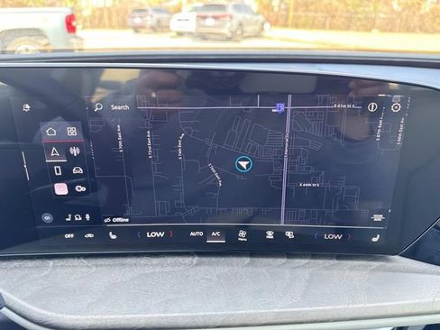 Used 2025 Audi Q5 Premium Plus w/ Premium Plus image 17