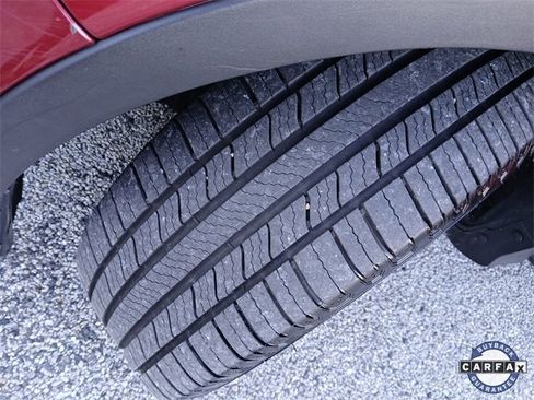 Used 2017 Ford Escape Titanium image 10