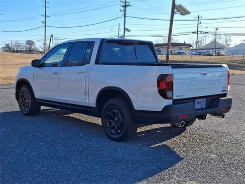 Certified 2025 Honda Ridgeline TrailSport+ image 4
