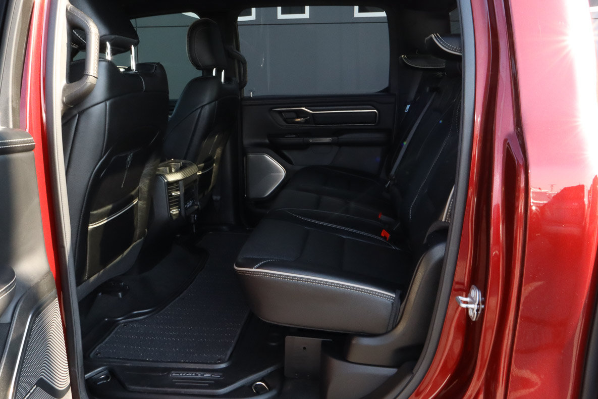 Used 2021 RAM 1500 Limited AWD/4WD image 9