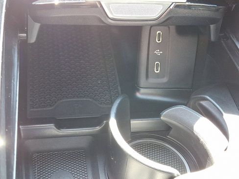 Certified 2026 Mercedes-Benz GLC 300 4MATIC image 23