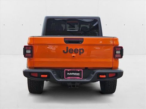 New 2025 Jeep Gladiator Mojave w/ Convenience Group image 7