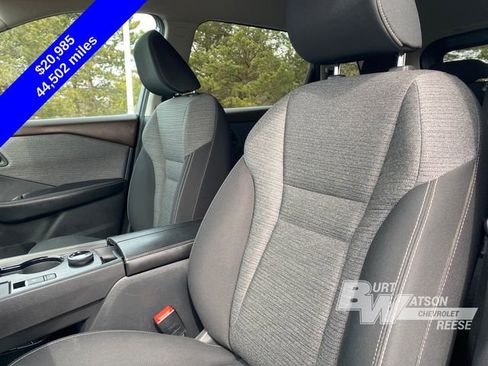 Used 2021 Nissan Rogue S image 10