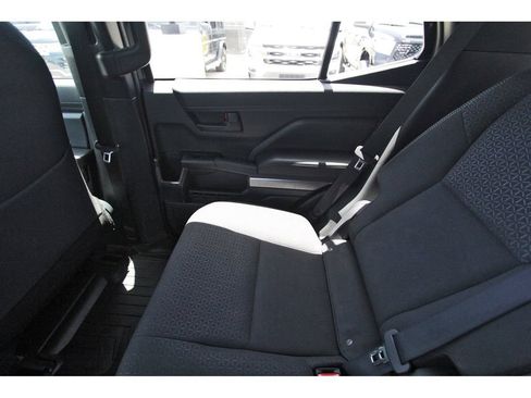 Used 2025 Toyota 4Runner SR5 AWD/4WD image 12