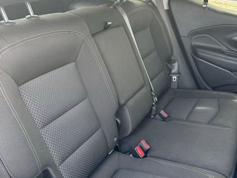 Used 2023 GMC Terrain SLE w/ Driver Convenience Package image 33