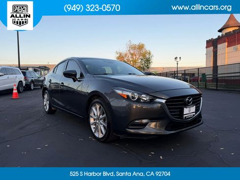 Used 2017 MAZDA MAZDA3 Touring w/ Popular Equipment Package image 3