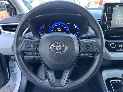 Used 2022 Toyota Corolla LE image 14
