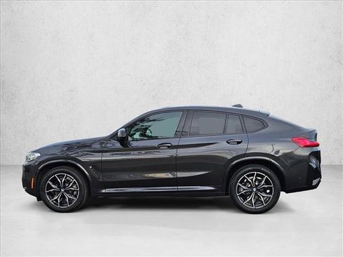 Certified 2025 BMW X4 xDrive30i w/ Premium Package image 9