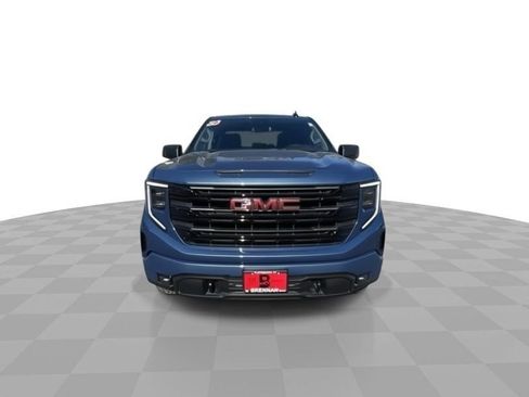 New 2026 GMC Sierra 1500 Elevation image 3