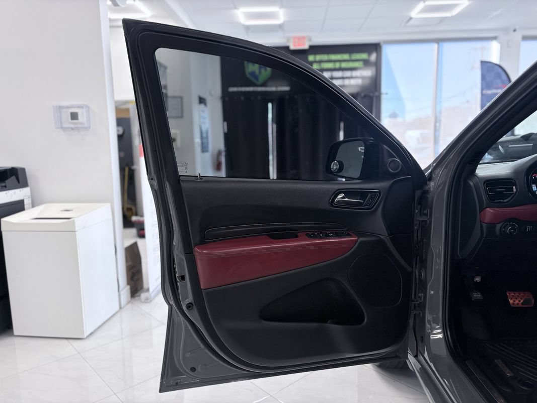 Used 2021 Dodge Durango R/T w/ Blacktop Package AWD/4WD image 38