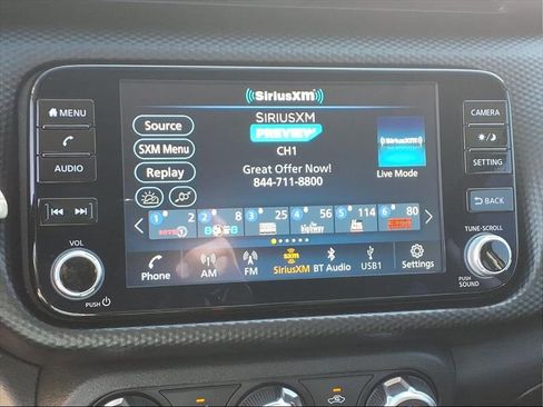 Used 2024 Nissan Kicks SV image 17