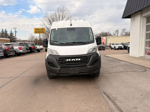 Used 2023 RAM ProMaster 3500 FWD image 3