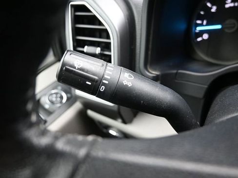 Used 2020 Ford F150 XLT w/ Equipment Group 302A Luxury AWD/4WD image 15