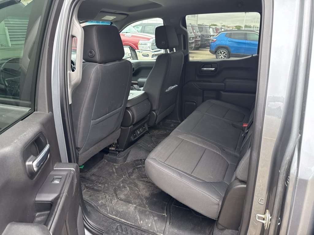 Used 2019 Chevrolet Silverado 1500 LT w/ All-Star Edition AWD/4WD image 14