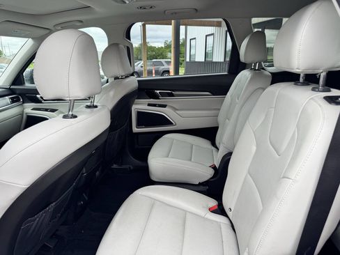 Used 2020 Kia Telluride S AWD/4WD image 16