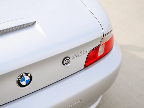 Used 2001 BMW Z3 3.0i image 17