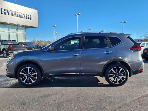 Used 2019 Nissan Rogue SL w/ Premium Package image 6