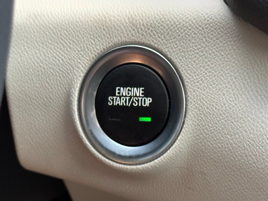 Used 2023 GMC Terrain Denali AWD/4WD image 26
