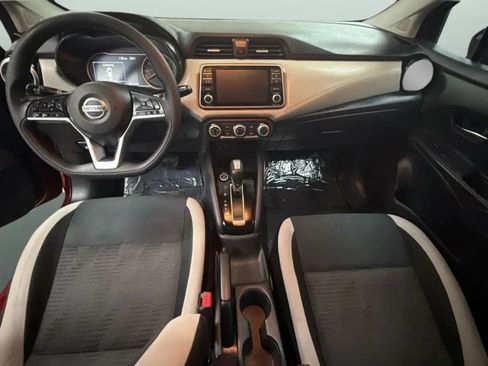 Used 2020 Nissan Versa SV FWD image 17