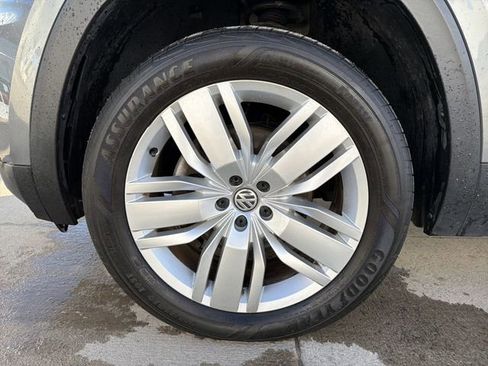 Used 2019 Volkswagen Atlas SEL image 12