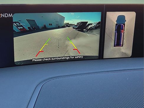 Used 2025 Lincoln Navigator Reserve image 17