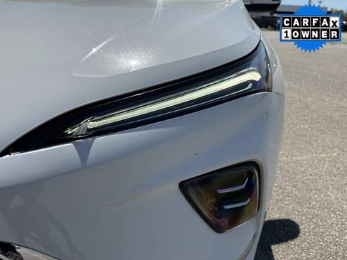 Used 2025 Buick Enclave Preferred image 9