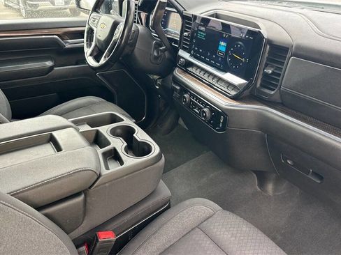 Used 2024 Chevrolet Silverado 2500 LT image 15