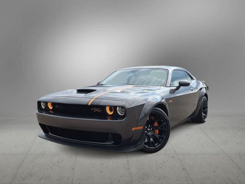 Certified 2022 Dodge Challenger R/T Scat Pack RWD image 1