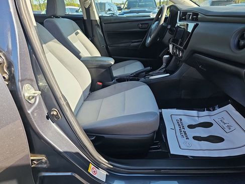 Used 2019 Toyota Corolla L FWD image 13