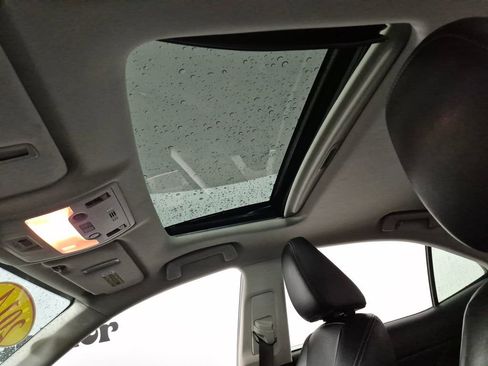 Used 2014 Lexus IS 350 AWD w/ Luxury Package w/Gray Wood image 23