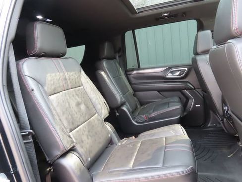 Used 2024 Chevrolet Suburban RST w/ Luxury Package AWD/4WD image 31