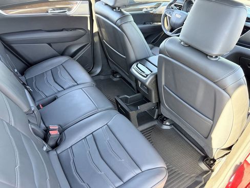 Certified 2025 Cadillac XT6 Premium Luxury w/ Platinum Package AWD/4WD image 15