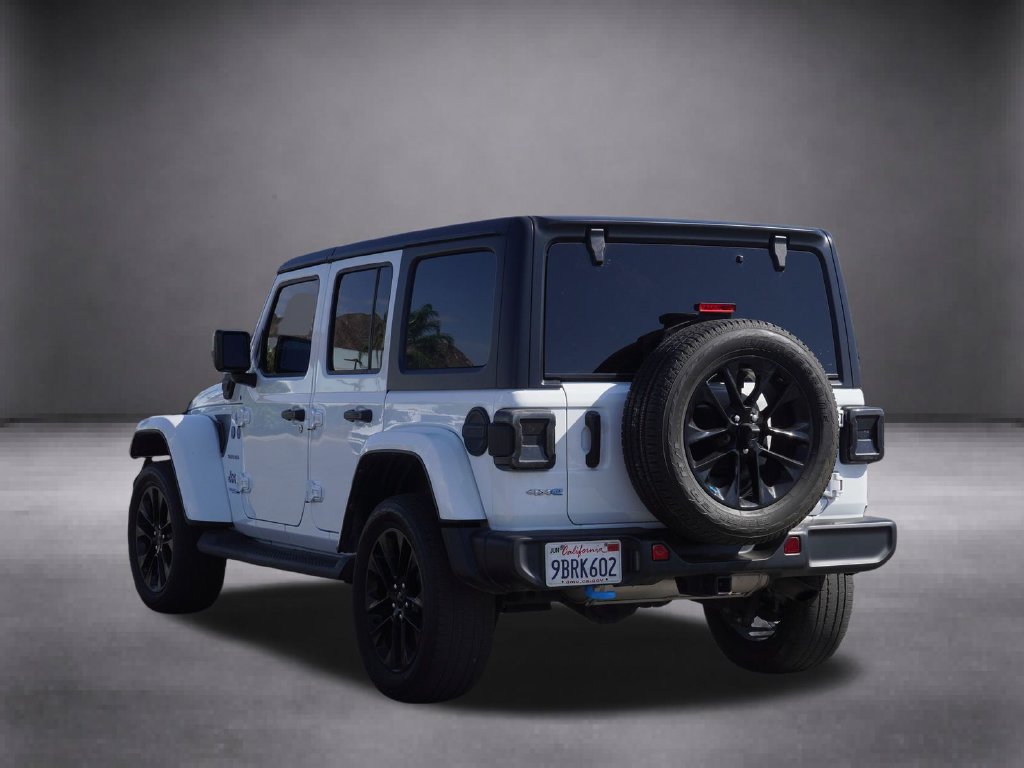 Certified 2022 Jeep Wrangler Unlimited Sahara AWD/4WD image 3