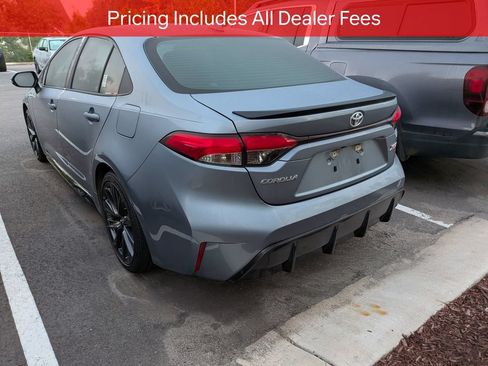 Used 2023 Toyota Corolla XSE FWD image 5