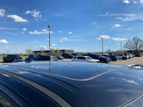 Used 2023 RAM 1500 Laramie image 17