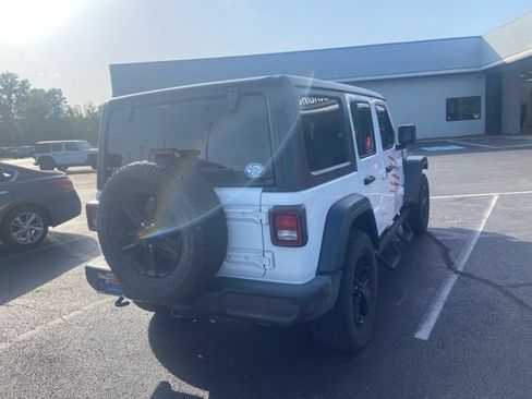 Used 2019 Jeep Wrangler Unlimited Sport AWD/4WD image 4