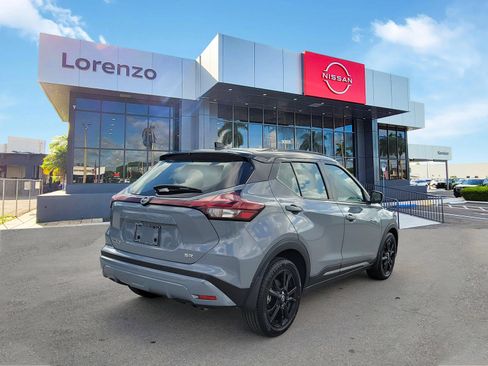 Certified 2023 Nissan Kicks SR FWD image 5