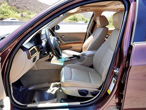 Used 2006 BMW 325i Sedan image 17