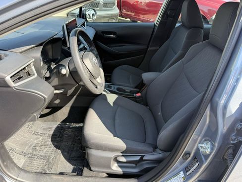 Used 2021 Toyota Corolla LE FWD image 12