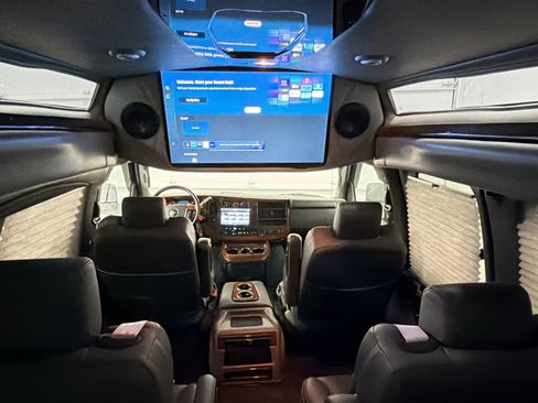 Used 2021 Chevrolet Express 2500 LS w/ Enhanced Convenience Package RWD image 18