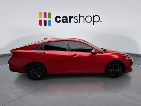 Used 2021 Hyundai Elantra SEL w/ Convenience Package image 6