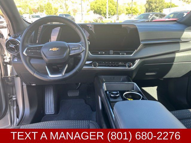 Used 2026 Chevrolet Equinox LT AWD/4WD image 17
