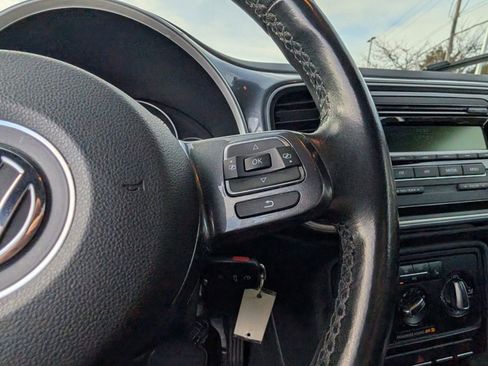 Used 2014 Volkswagen Beetle 1.8T image 23